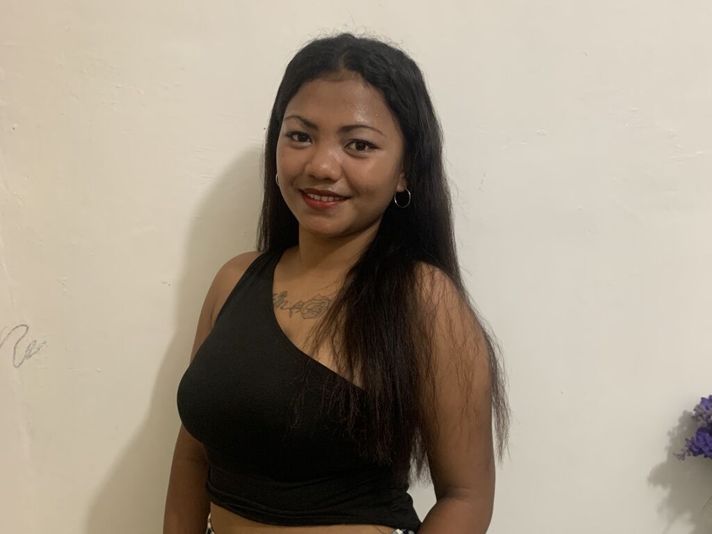 Ayah Flores